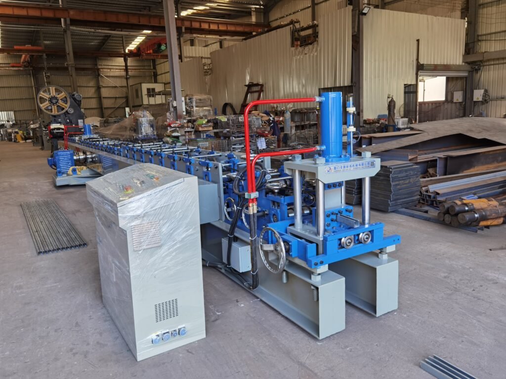 solar channel roll forming machine