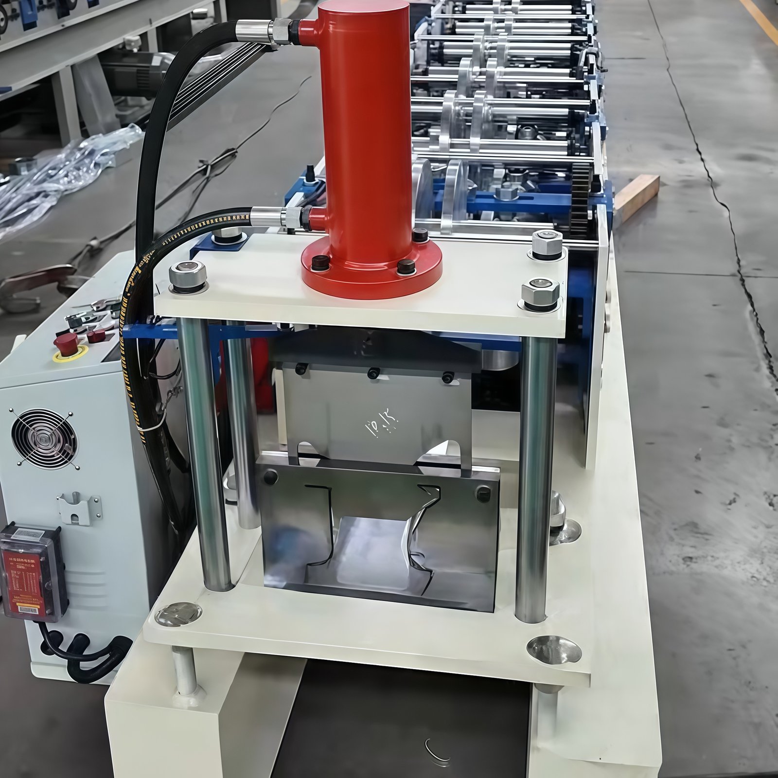 Gutter machine