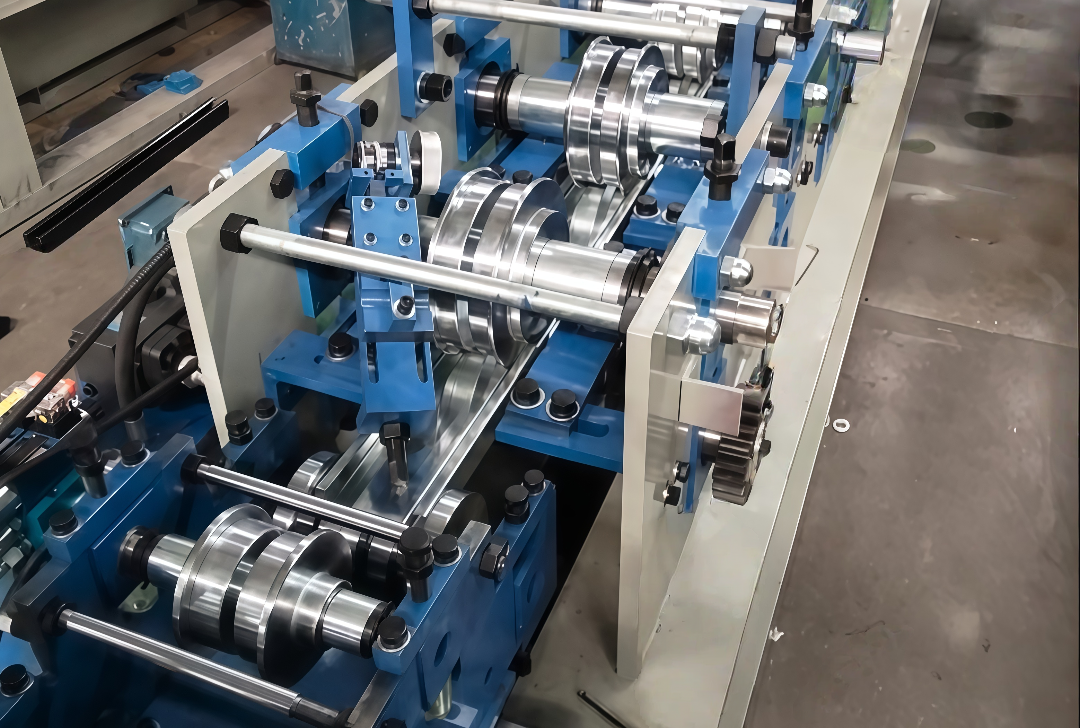 Shelf Rack Roll Forming Machine - Image 4